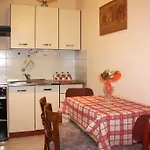 Jelica Apartman Pag Town